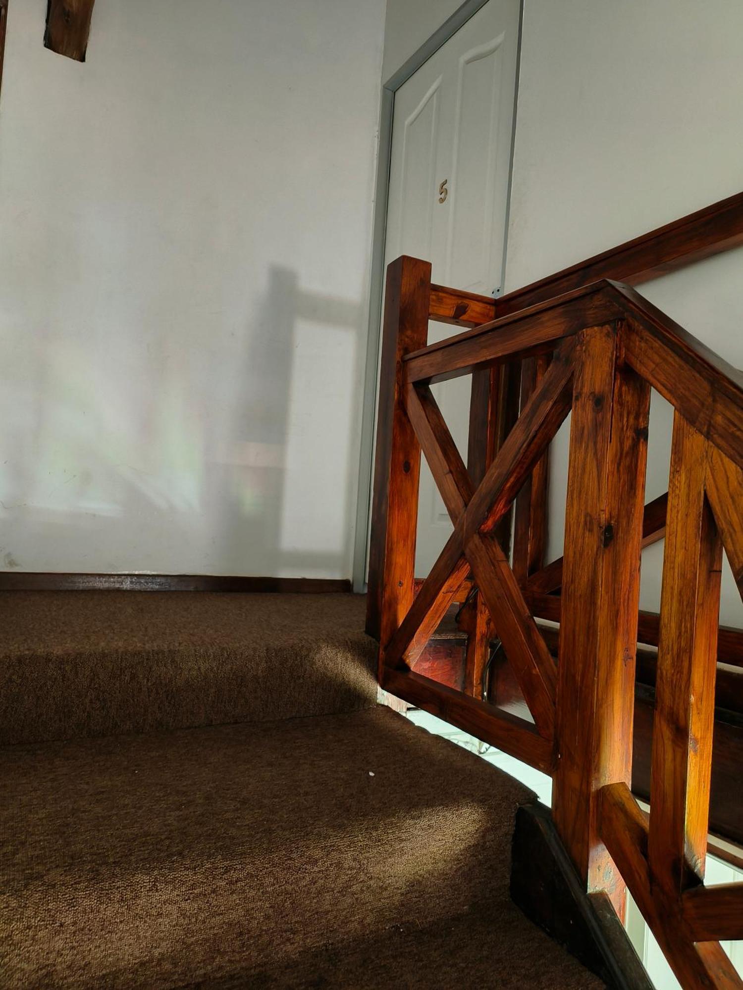 Libra Lodge Сандтън Екстериор снимка