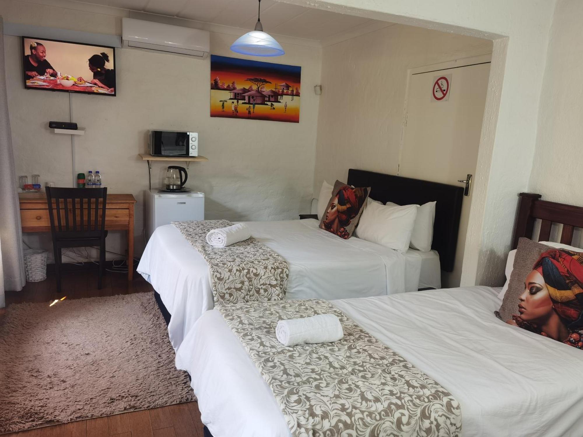 Libra Lodge Сандтън Екстериор снимка