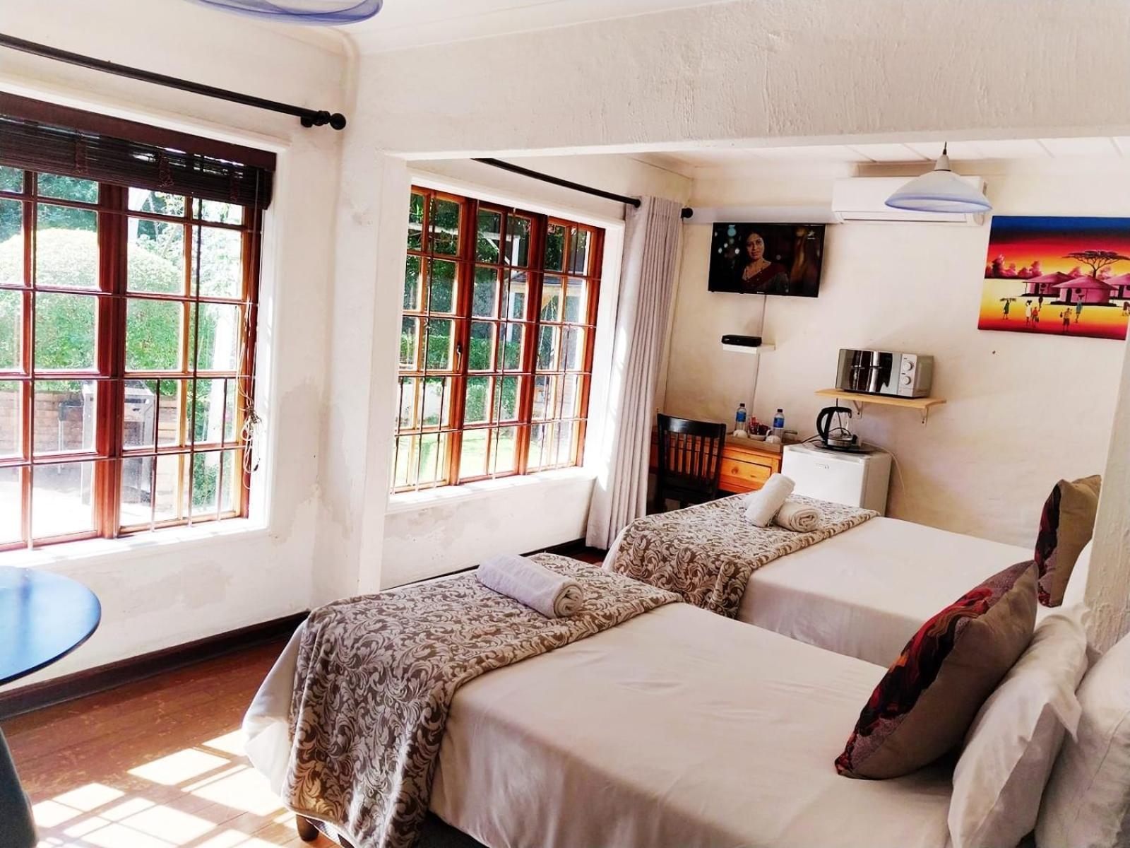 Libra Lodge Сандтън Екстериор снимка