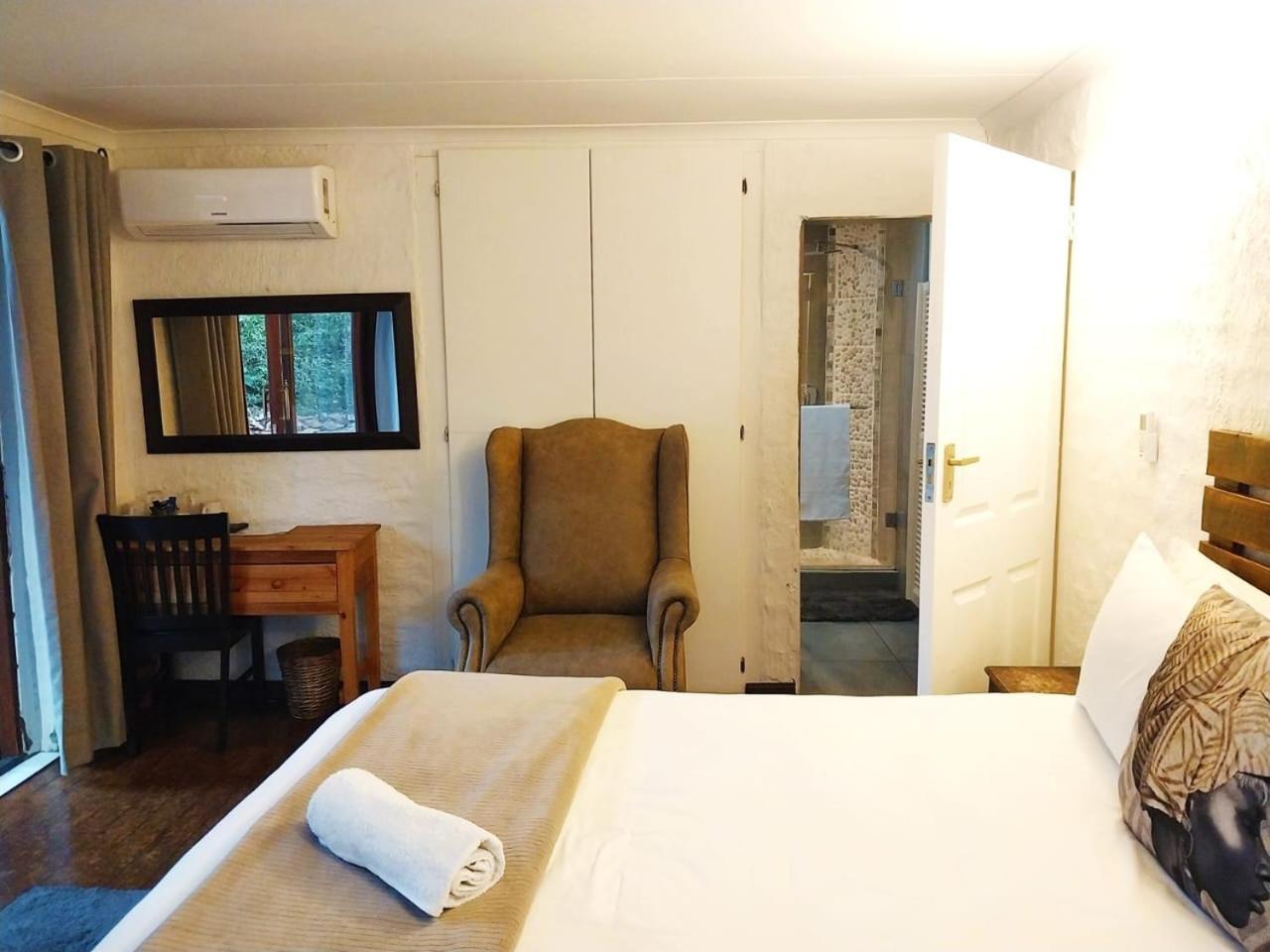 Libra Lodge Сандтън Екстериор снимка